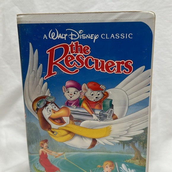 The Rescuers VHS - Picture 2 of 11